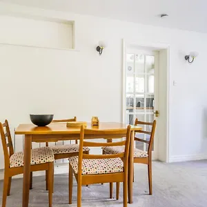 The By The Walls Apartment